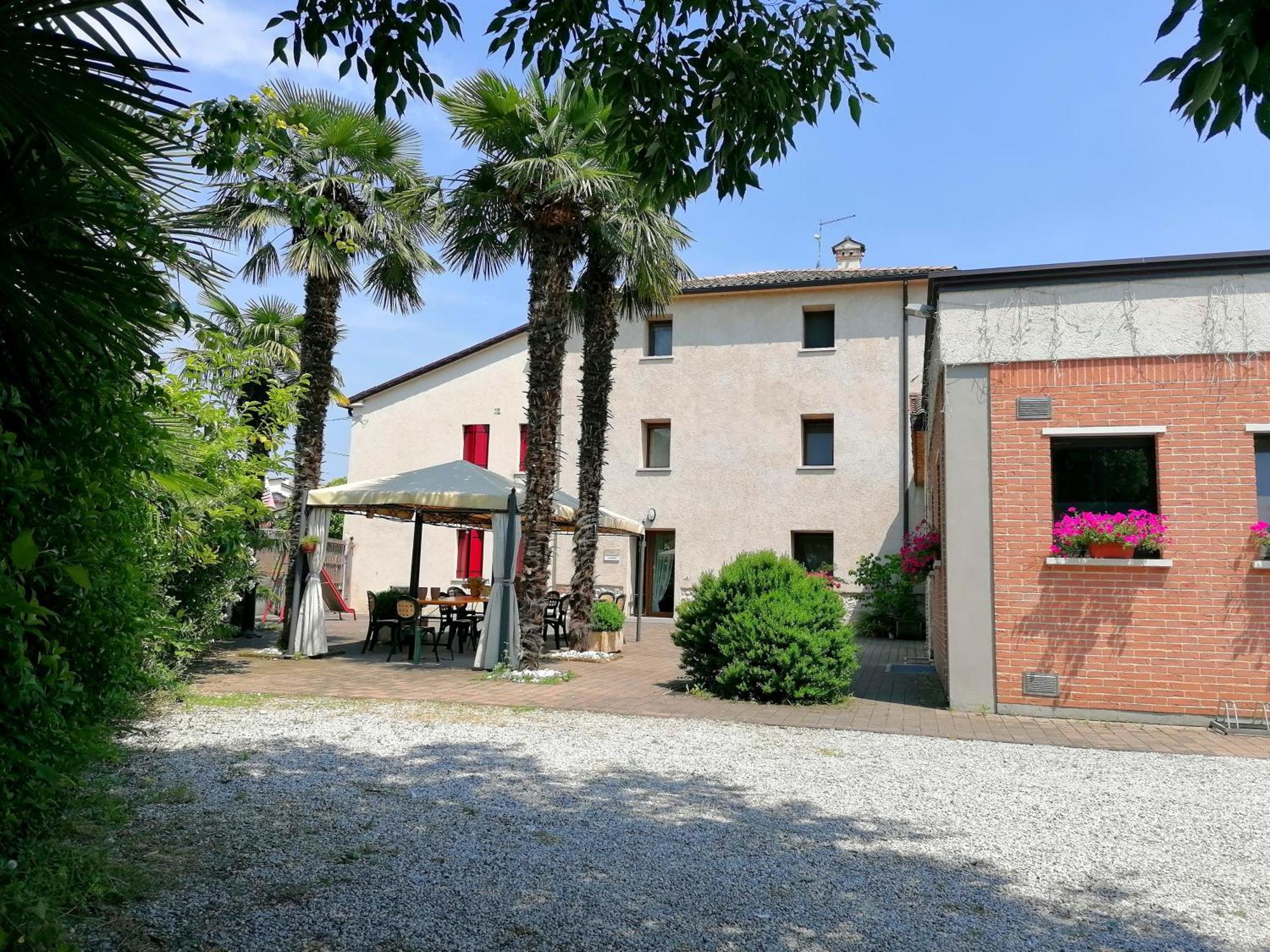 Agriturismo Da Andreina Bed & Breakfast Borso del Grappa Exterior photo